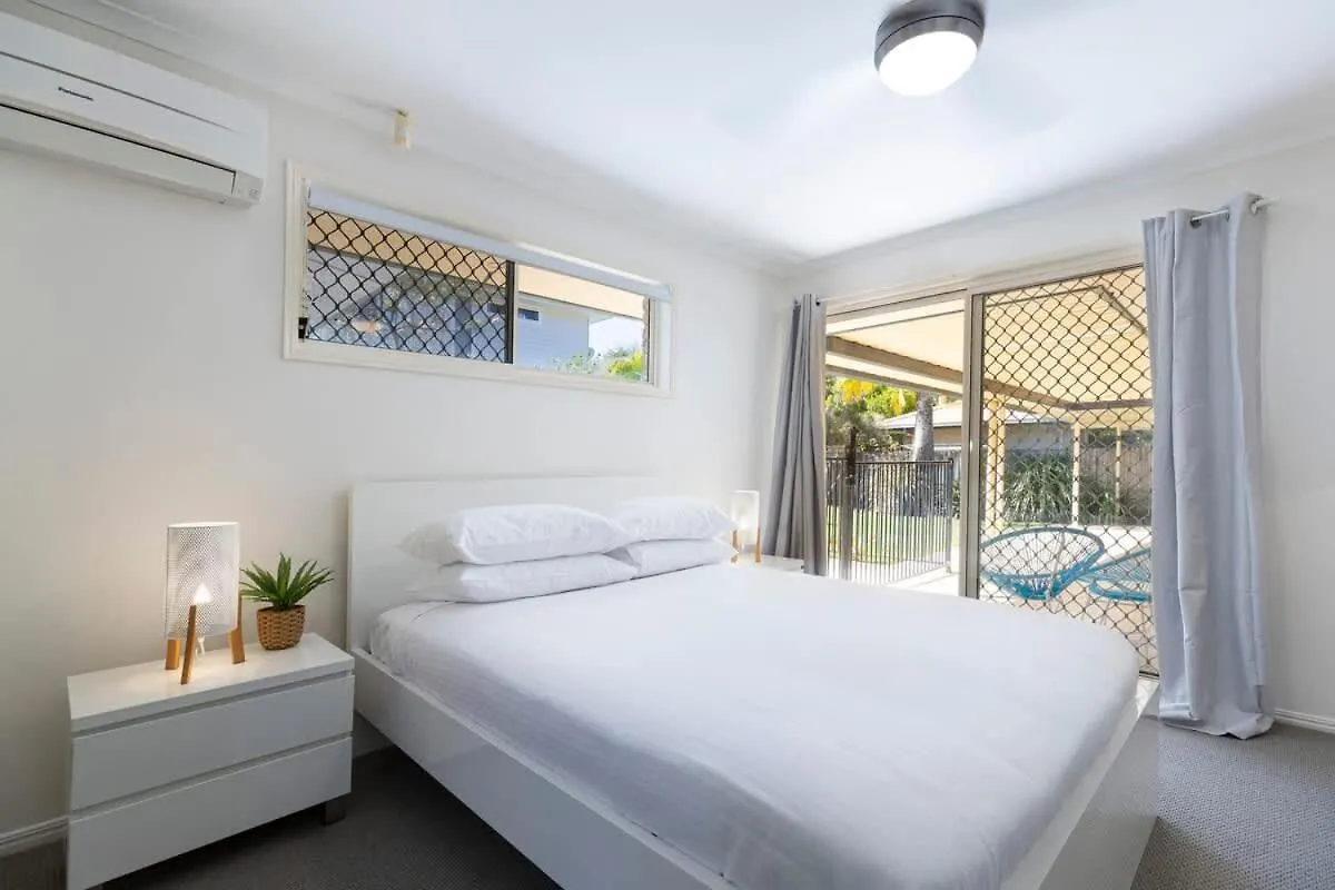Hidden Gem At Mudjimba - Walk To Cafes & Surf Beach Casa de Férias